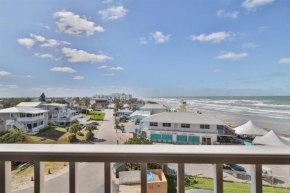 Beautiful Modern Ocean View Unit -Views for miles & just steps from Flagler Avenue